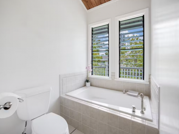 Magnificent Beach House A Rare Find Anini Beach