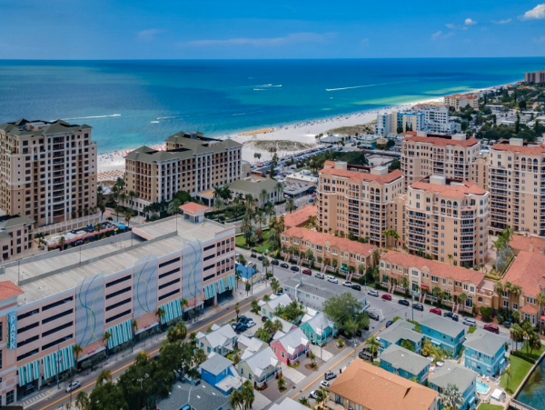 Clearwater Charming 3 Bedroom Vacation Cottage Close to Beach