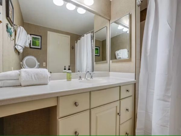 Kauai Tropical Escape with Spectacular Views & Family-Friendly Comfort