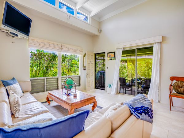 Ground-Floor Vacation Condo with 2 Bedrooms