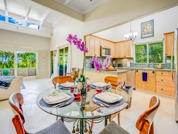 Ground-Floor Vacation Condo with 2 Bedrooms