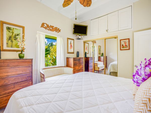 Ground-Floor Vacation Condo with 2 Bedrooms