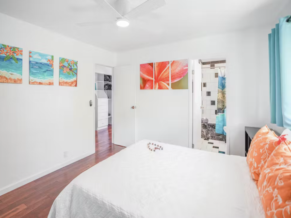Man House Plus Guest House Princeville Home