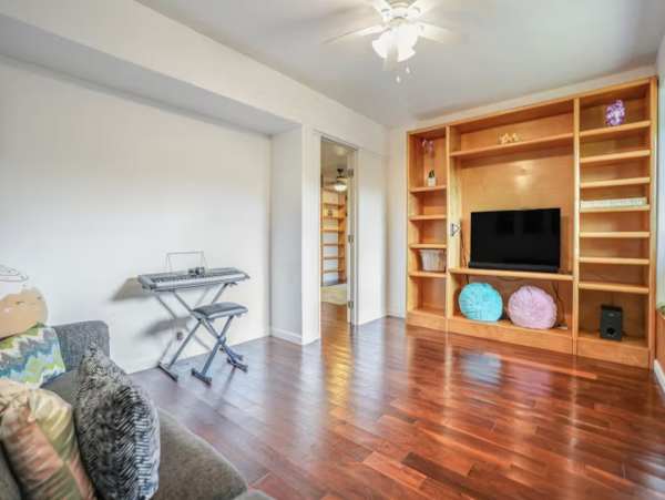 Man House Plus Guest House Princeville Home