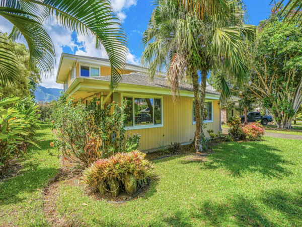 Man House Plus Guest House Princeville Home