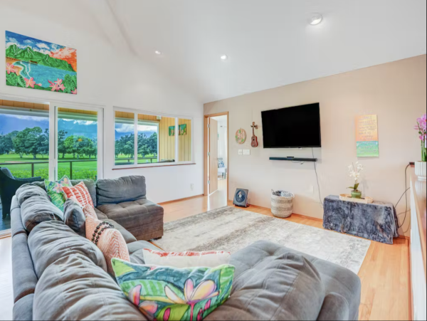 Man House Plus Guest House Princeville Home