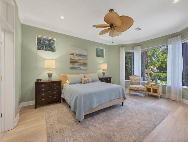 Exquisite 3 Bedroom Vacation Rental with Private Pool