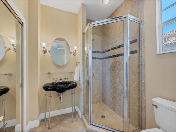Exquisite 3 Bedroom Vacation Rental with Private Pool