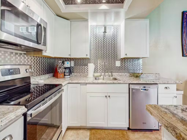 Ocean-View Escape in Princeville - 2 Bedroom Loft-Style Condo