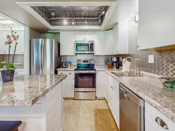 Ocean-View Escape in Princeville - 2 Bedroom Loft-Style Condo
