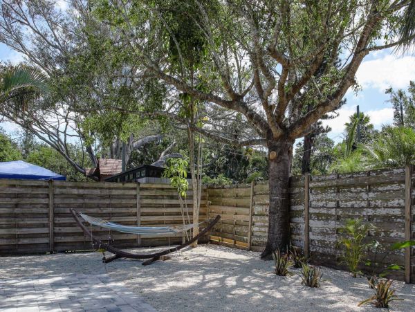 Modern 3 Bedroom Pool Vacation in Sarasota