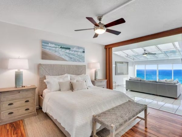 Two Bedroom Oceanfront Vacation Condo in Princeville
