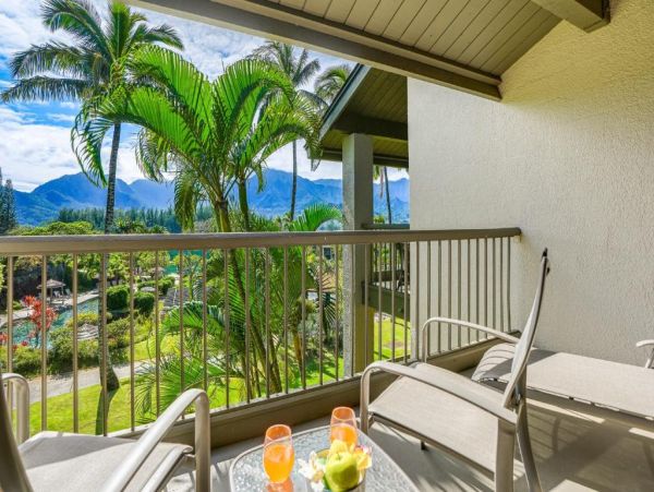 Two-Level Condo on Kauai`s North Shore - Luxury Getaway
