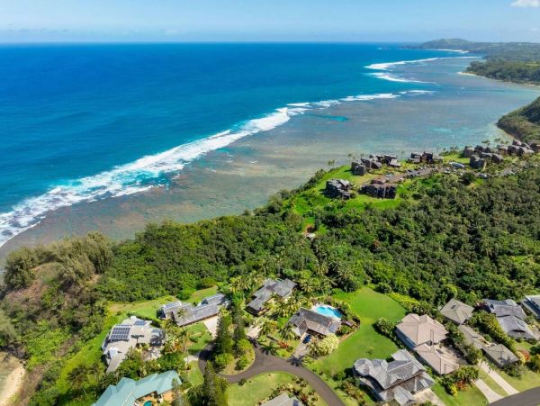 Princeville Oceanfront Vacation Rental Luxury 3-Bedroom Kauai Beach Home