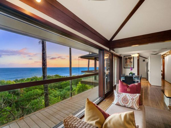 Princeville Oceanfront Vacation Rental Luxury 3-Bedroom Kauai Beach Home
