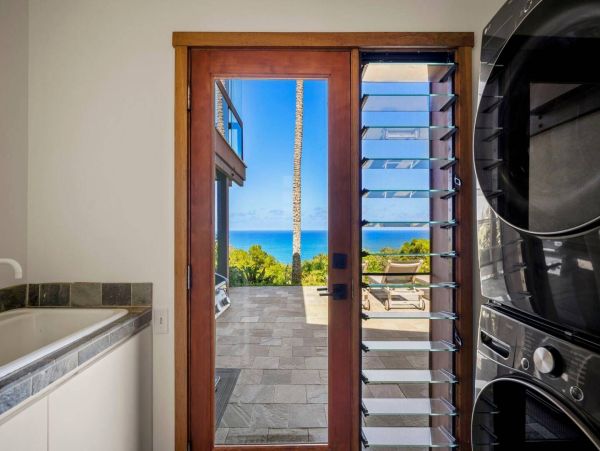 Princeville Oceanfront Vacation Rental Luxury 3-Bedroom Kauai Beach Home