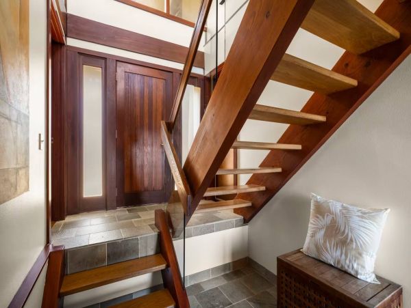 Princeville Oceanfront Vacation Rental Luxury 3-Bedroom Kauai Beach Home