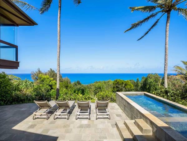 Princeville Oceanfront Vacation Rental Luxury 3-Bedroom Kauai Beach Home