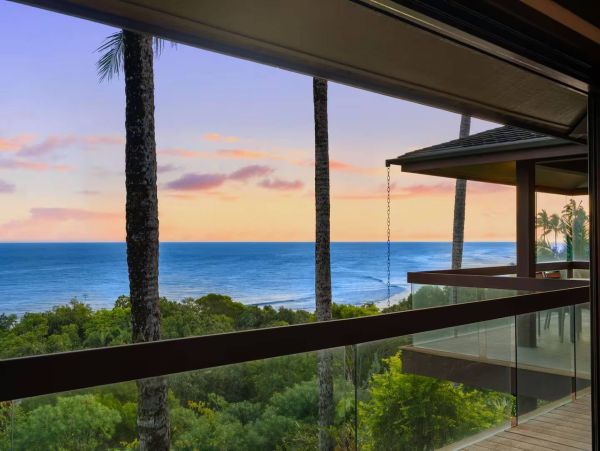 Princeville Oceanfront Vacation Rental Luxury 3-Bedroom Kauai Beach Home
