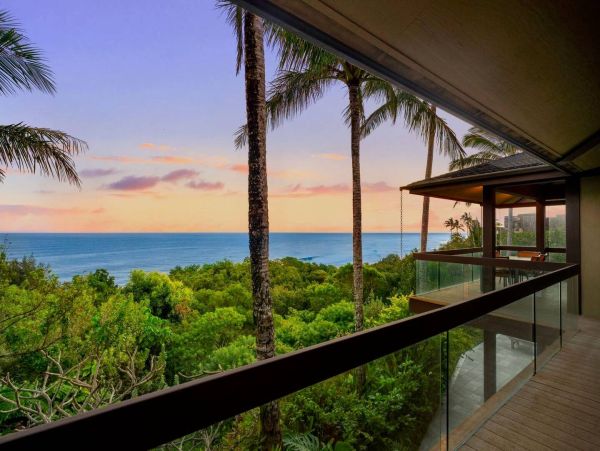 Princeville Oceanfront Vacation Rental Luxury 3-Bedroom Kauai Beach Home