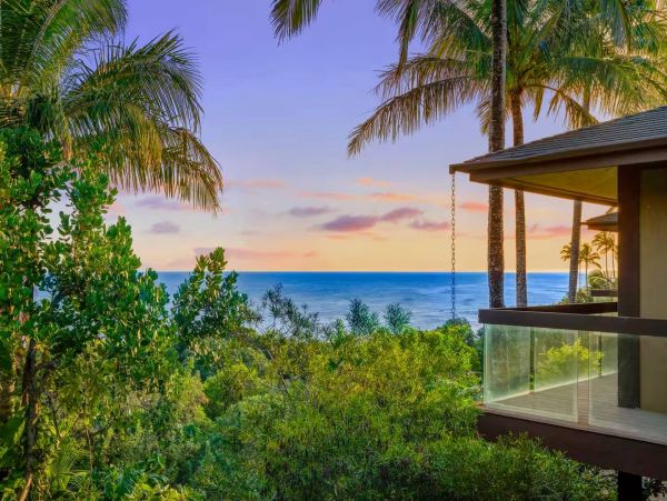 Princeville Oceanfront Vacation Rental Luxury 3-Bedroom Kauai Beach Home