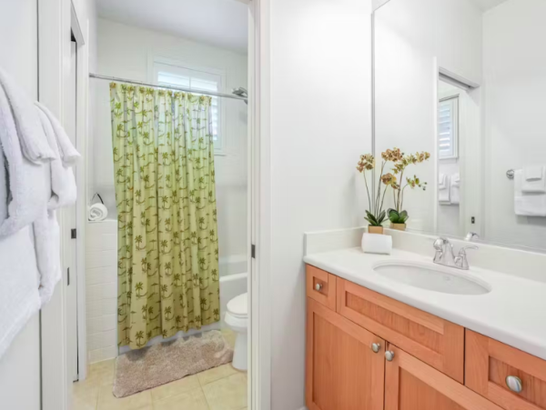 Comfort, Style, and Relaxation in Scenic Princeville