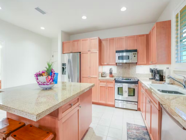 Comfort, Style, and Relaxation in Scenic Princeville