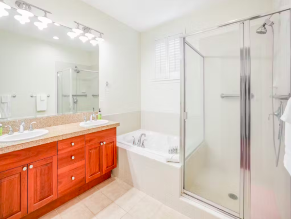 Spacious 2 Bedroom Garden Retreat in Princeville