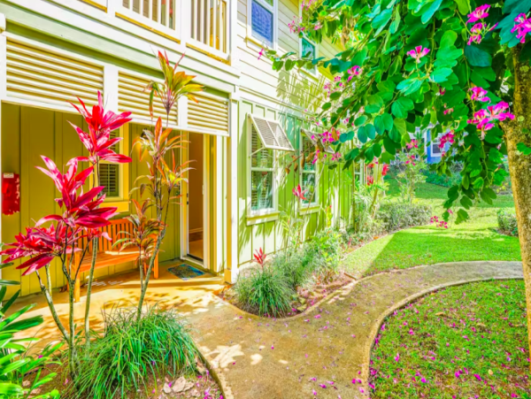 Spacious 2 Bedroom Garden Retreat in Princeville