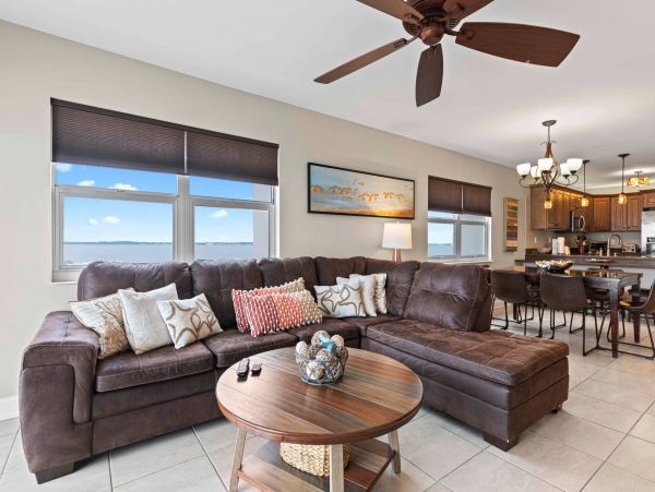 Beachfront 3 Bedroom Spacious Condo in Pensacola Beach - additional view, photo 5