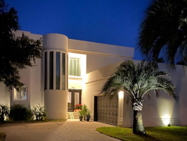 Coastal 3 Bedroom Vacation Home Near Pensacola Beach