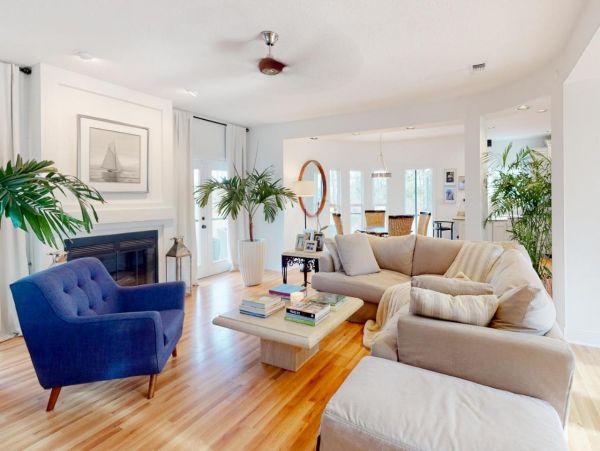Coastal 3 Bedroom Vacation Home Near Pensacola Beach