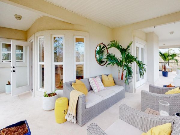 Coastal 3 Bedroom Vacation Home Near Pensacola Beach