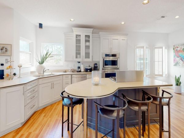 Coastal 3 Bedroom Vacation Home Near Pensacola Beach