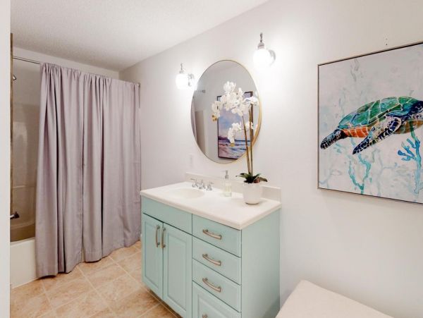 Coastal 3 Bedroom Vacation Home Near Pensacola Beach