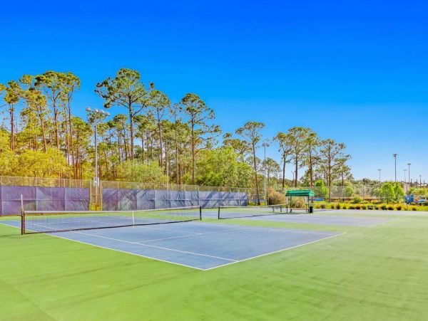 Coastal 3 Bedroom Vacation Home Near Pensacola Beach