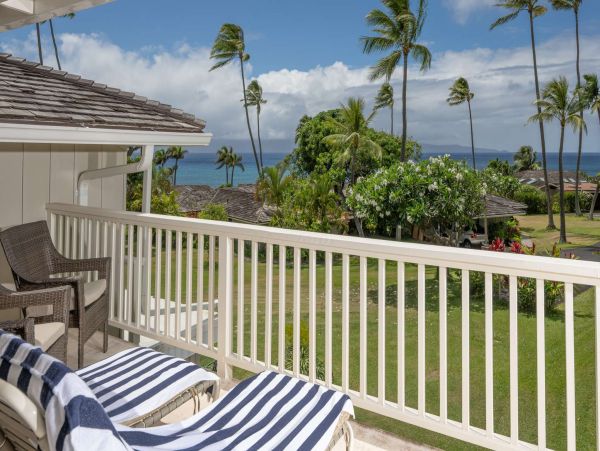 Napili Lovely Coastal 3 Bedroom Vacation Rental with Ocean Views