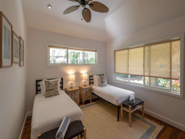 Napili Lovely Coastal 3 Bedroom Vacation Rental with Ocean Views