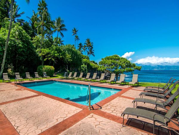 Napili Lovely Coastal 3 Bedroom Vacation Rental with Ocean Views