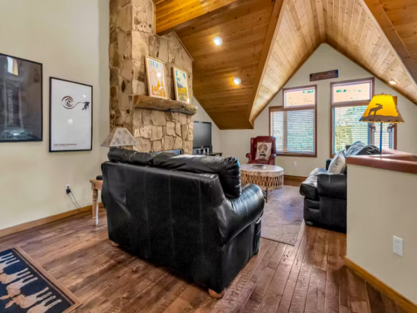 Stylish Three Bedroom Vacation Rental in Park City