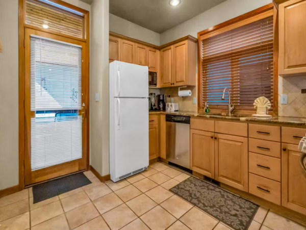 Stylish Three Bedroom Vacation Rental in Park City
