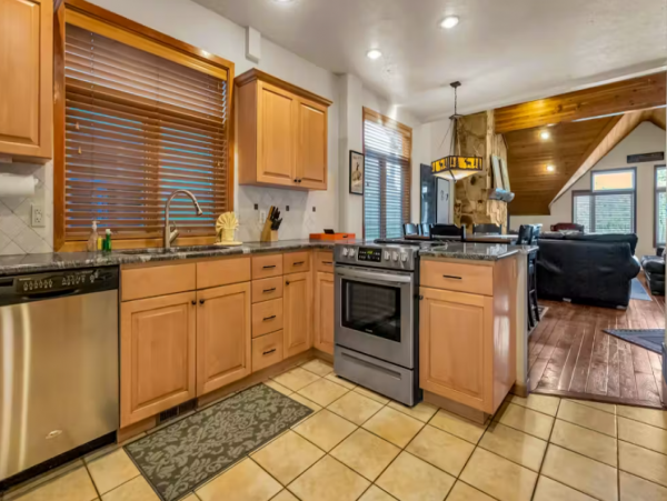 Stylish Three Bedroom Vacation Rental in Park City