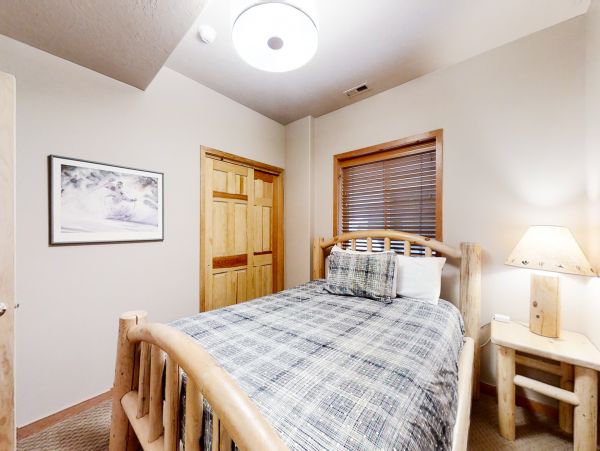 Stylish Three Bedroom Vacation Rental in Park City