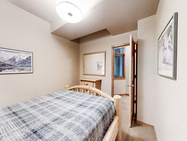 Stylish Three Bedroom Vacation Rental in Park City