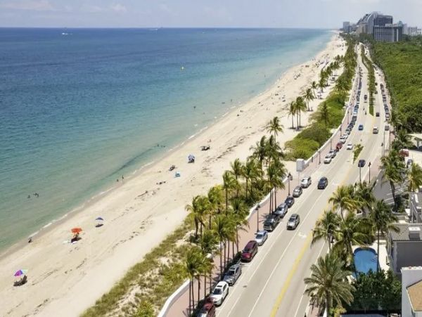 Oceanfront Fort Lauderdale Vacation Home Five Bedroom