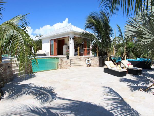 Luxurious 7 Bedroom Villa with Great Amenities