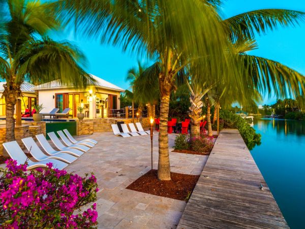 Luxurious 7 Bedroom Villa with Great Amenities
