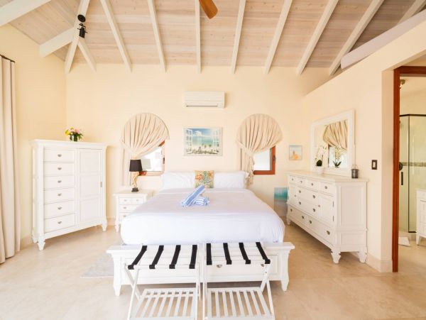 Luxurious 7 Bedroom Villa with Great Amenities