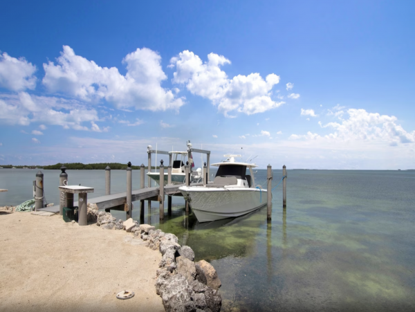 Bayside 5 Bedroom Vacation Rental in Tavernier
