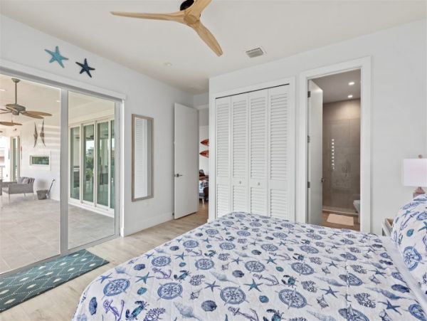 A Dream Vacation Home with Pool, Bikes & Kayaks Included!